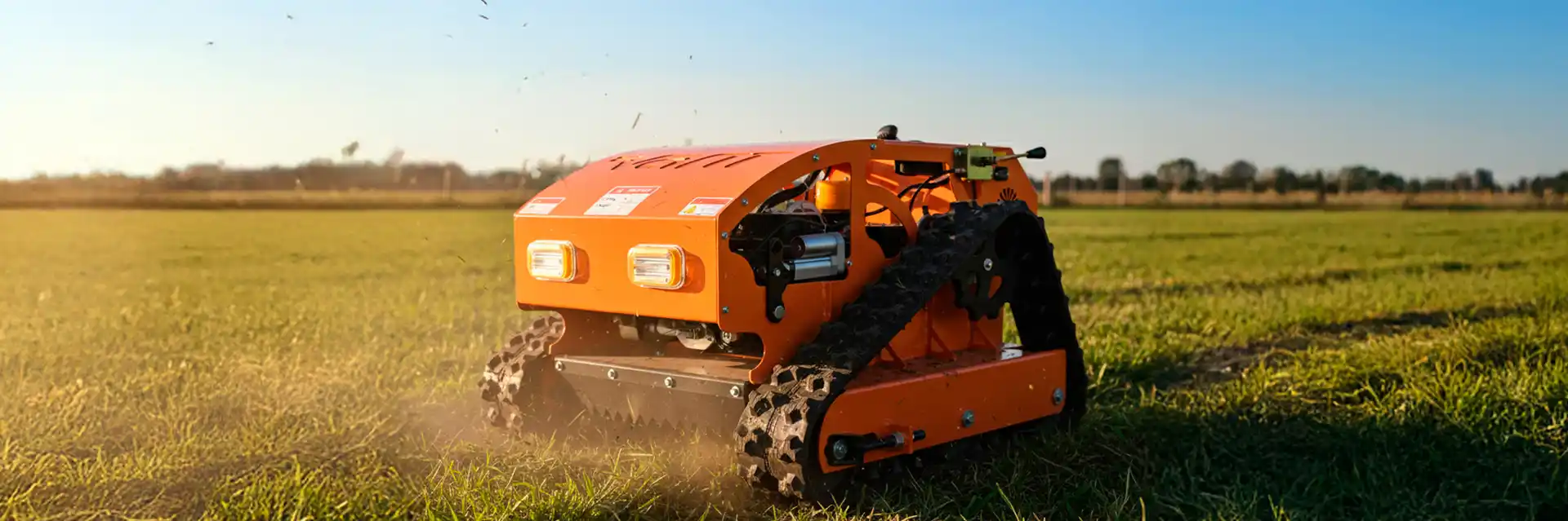 Foto do Robô Cortador de Grama Vant Orange Line